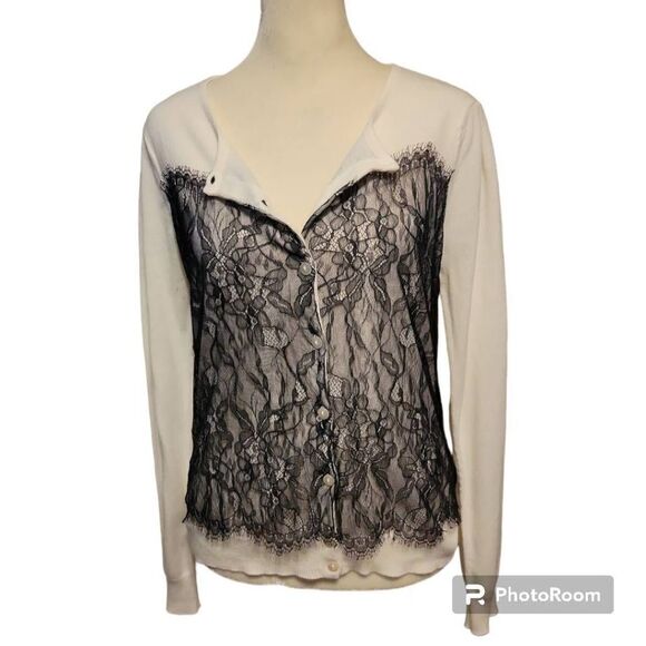 New York & Company Women's White Button Up Sweater with Black Lace Size Medium - Picture 2 of 6